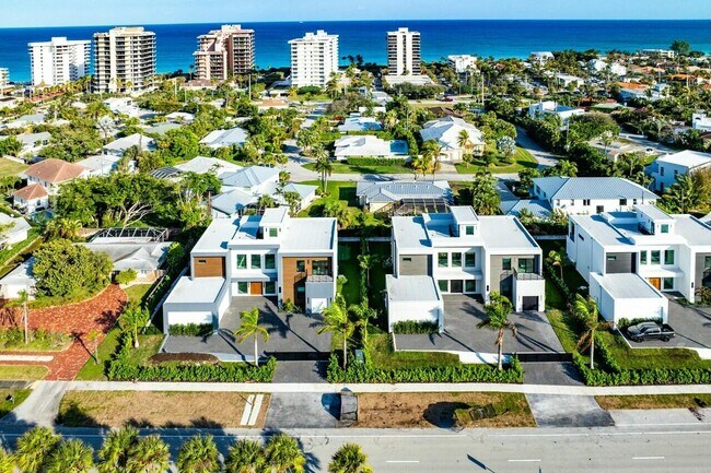 Building Photo - 13480 U.S. Rte 1