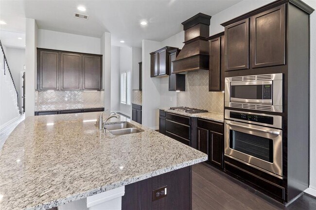 Building Photo - 4926 Thunder Creek Ln