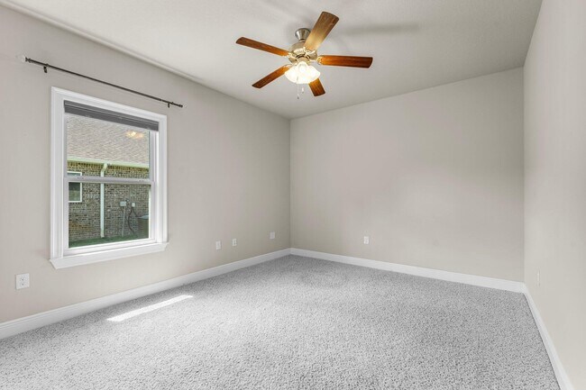 Building Photo - 29 Buddy Ln