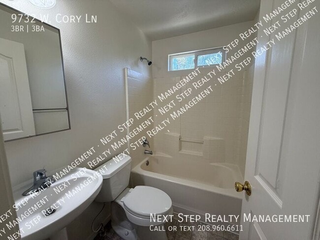 Building Photo - 9732 W Cory Ln