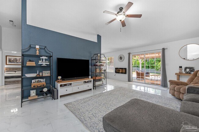 Building Photo - 2442 Raider Ln