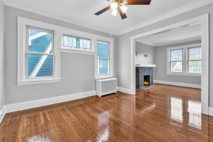 Building Photo - 181 Jacoby Street