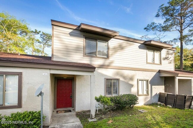 Building Photo - 8300 Plaza Gate Ln