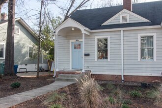 Building Photo - 915 Exum St