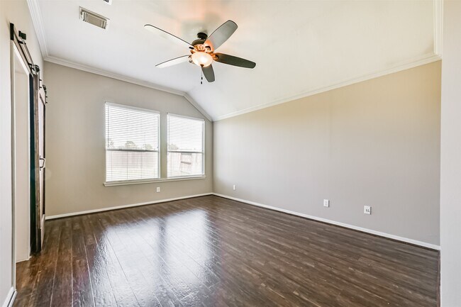 Building Photo - 13719 Rolling River Ln