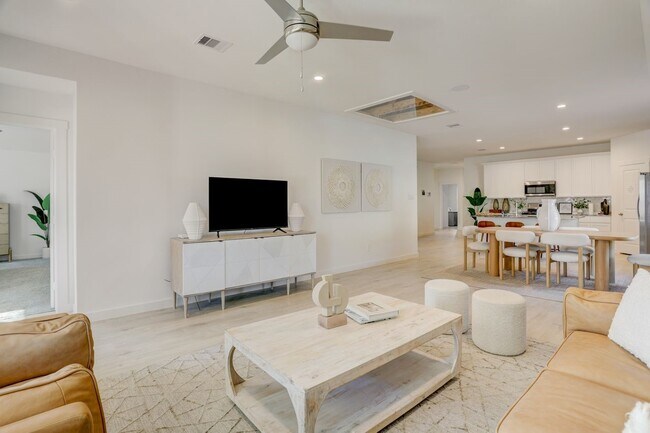 Building Photo - 7902 Marconi Corsco Dr