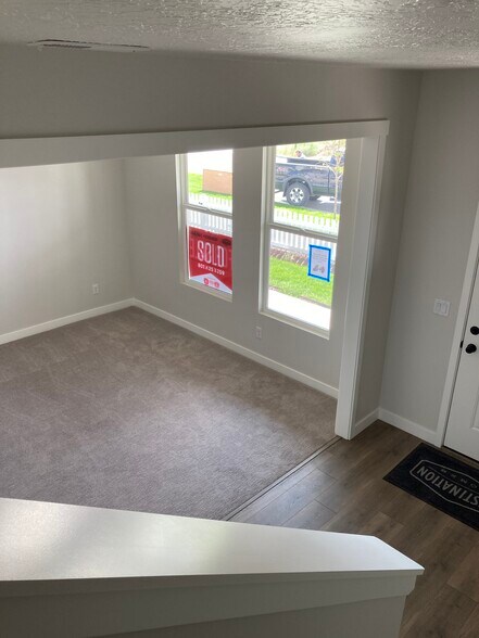 Bonus Flex Room/Office - 11321 S Prosperity Rd