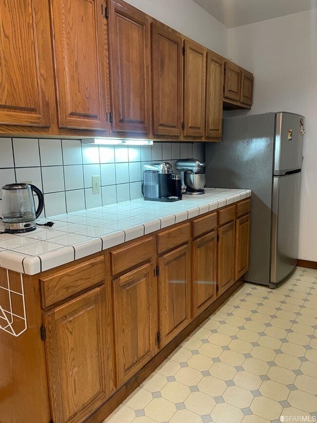 Building Photo - 272 25th Ave