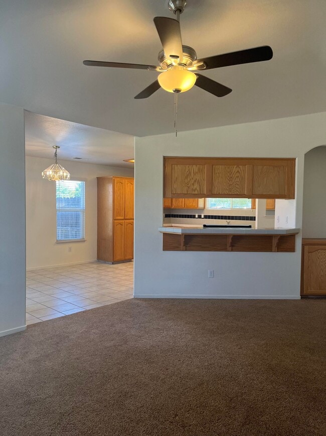 Building Photo - 950 Geneva Dr