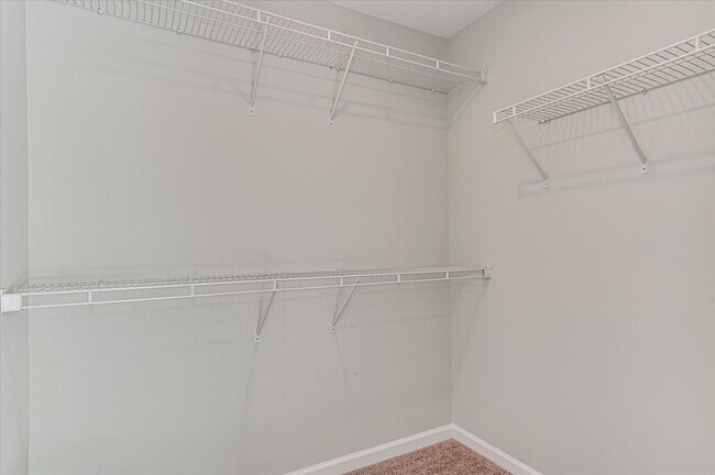 Building Photo - 705 Navan Ln