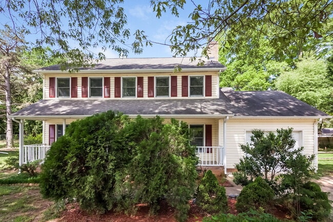 Building Photo - 6335 Teaneck Pl