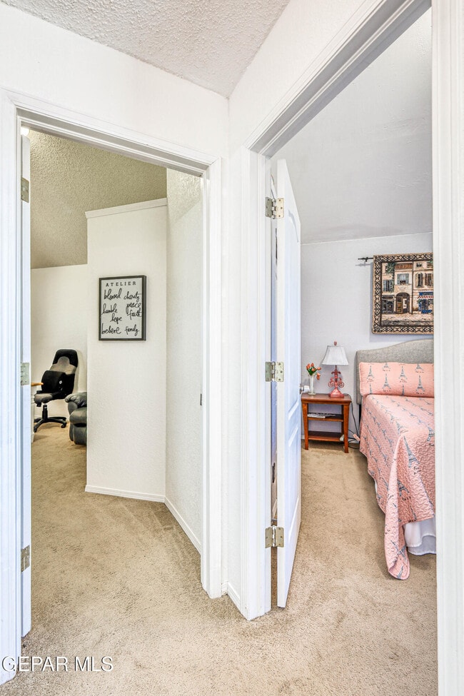 Building Photo - 7333 Golden Hawk Dr
