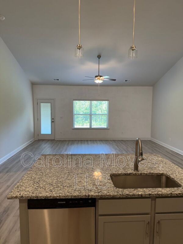 Building Photo - 349 Cypress Holw Trl