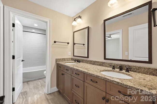 Building Photo - 520 Iverson Way