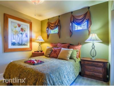 Building Photo - 4776 E Guadalupe Rd