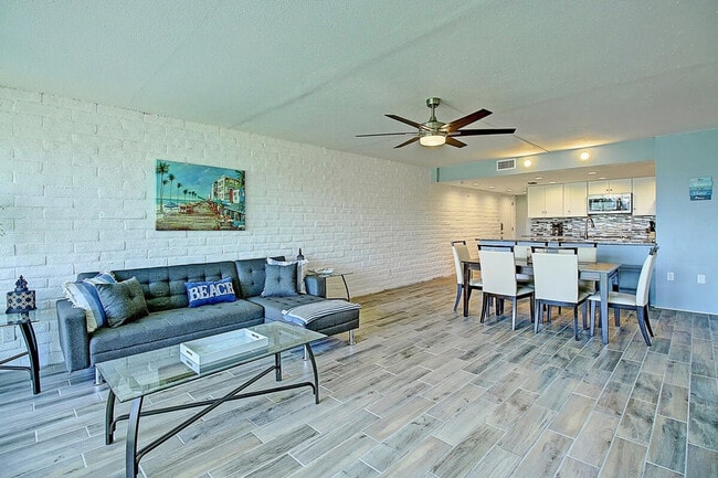 Building Photo - 1322 Eleventh Street-SI FL1-ID1023170P