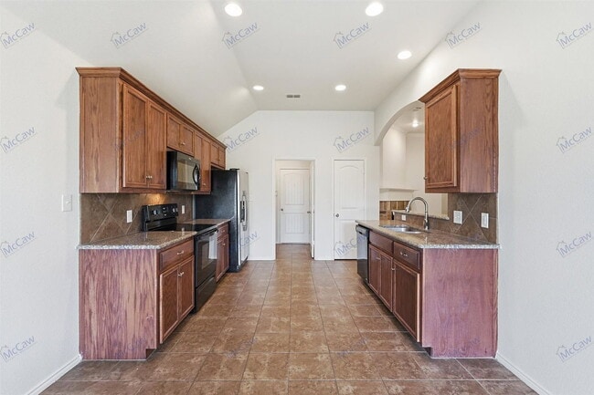 Building Photo - 1904 Louis Miller Dr