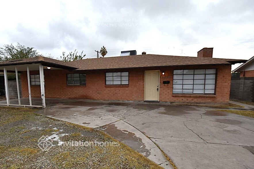 Primary Photo - 3335 W McLellan Blvd