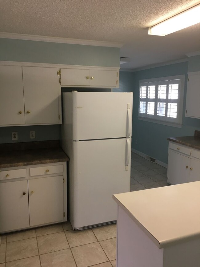 Building Photo - 3/2 House in Maplewood $1,795