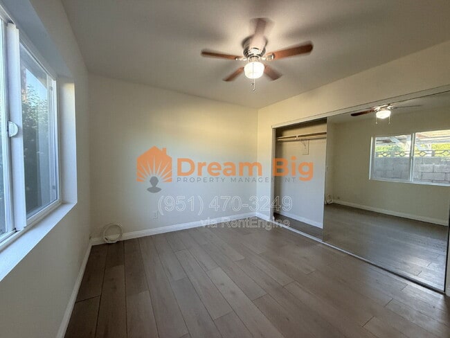 Building Photo - 509 W Lorraine Pl