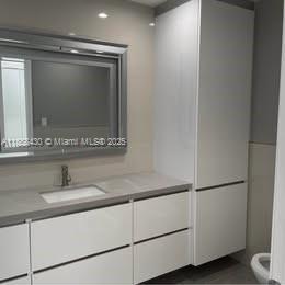 Building Photo - 10521 SW 51st St