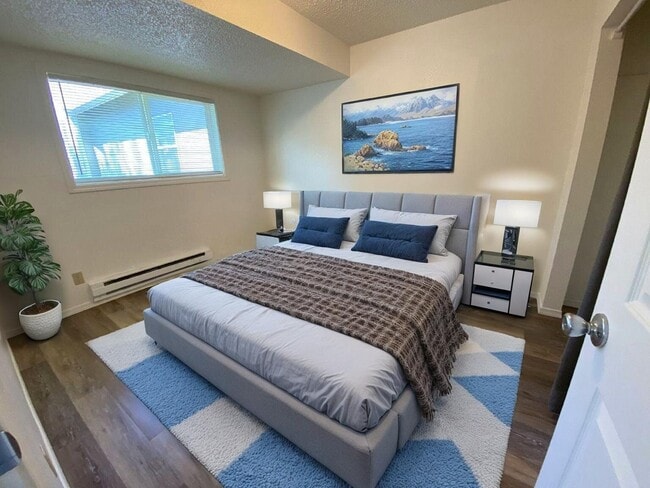 Building Photo - 1317 SE Mill St