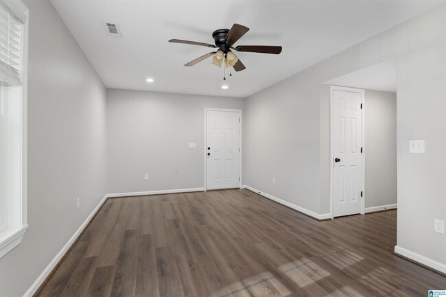 Building Photo - 2087 Montreat Cir