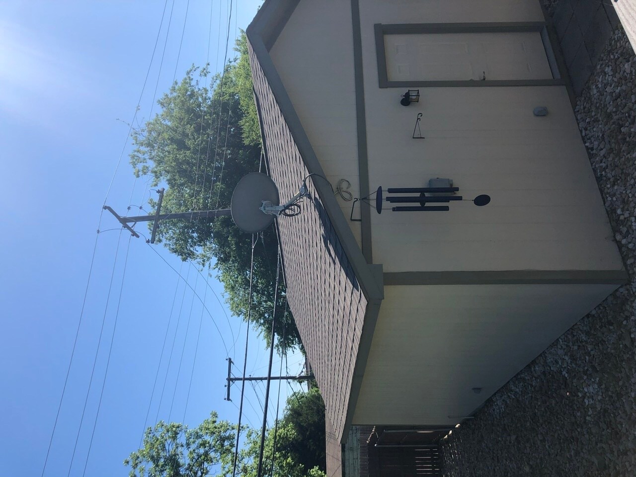 Two car garage - 1605 Elizabeth Blvd