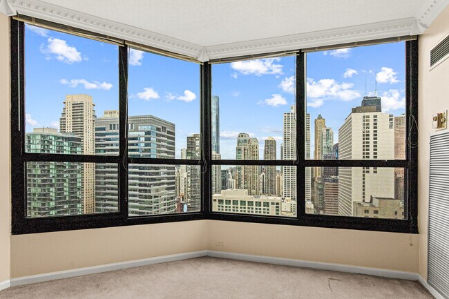 Building Photo - 405 N Wabash Ave