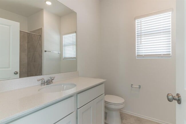 Building Photo - 101 Rioja