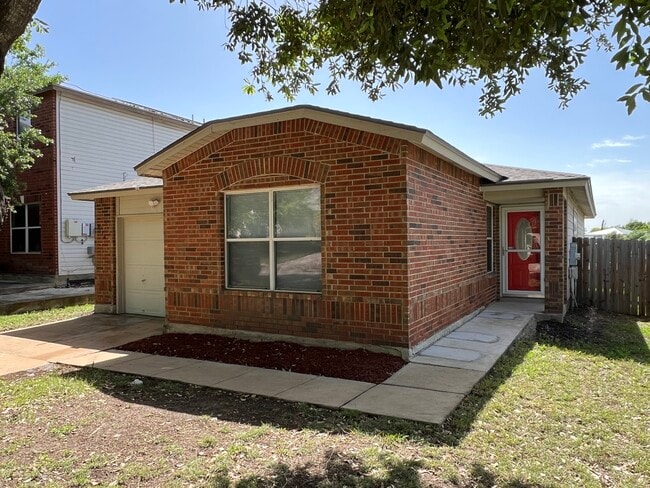 Primary Photo - 3734 Candleglenn