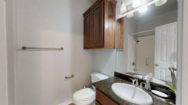 Building Photo - 141 Forest Dr Loop