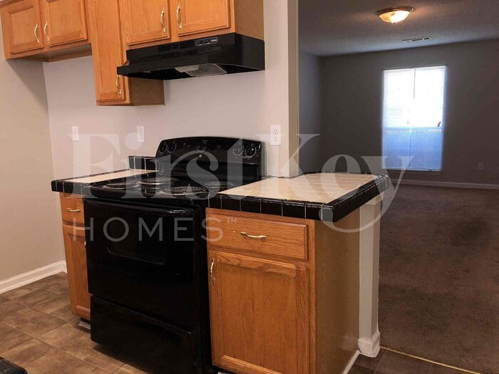 Building Photo - 7678 Breeze Wood Cove