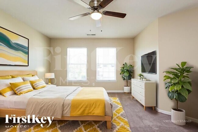 Building Photo - 3166 Redwood Run