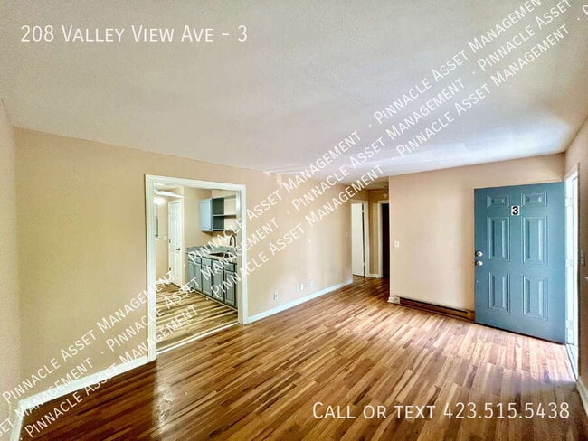 Building Photo - 208 Valley View Ave