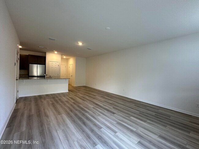 Building Photo - 162 BEACH PALM Ct