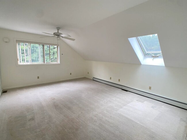 Building Photo - 4BD/2BA Forest Run Townhouse in Williston