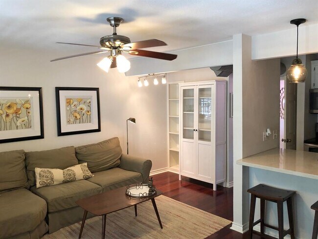 Primary Photo - 1510 W 6th St