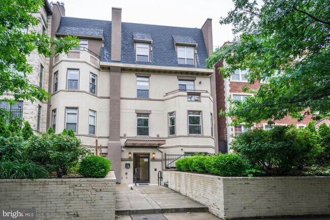 Building Photo - 1333 Euclid St NW