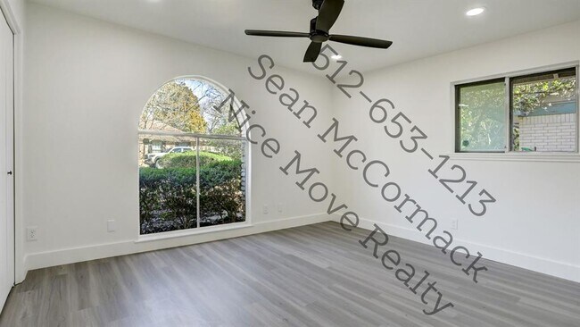 Building Photo - 2605 Toulouse Dr