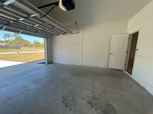 Building Photo - 449 Marion Oaks Ln