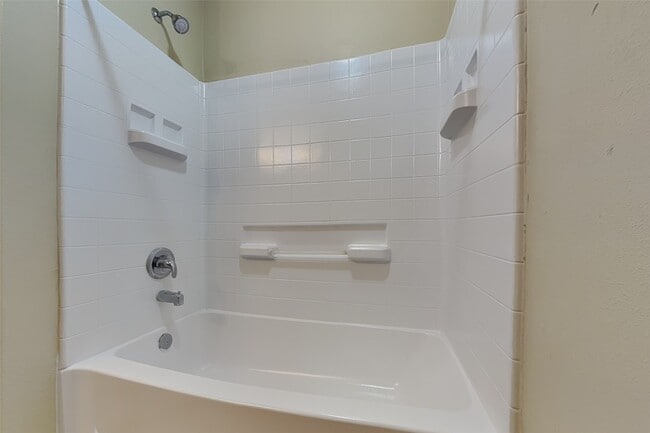 Building Photo - 15458 Bammel Oaks Ct