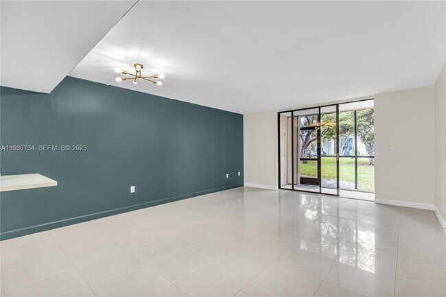 Building Photo - 8400 SW 133rd Avenue Rd