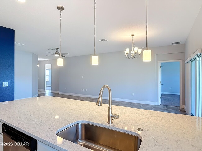 Building Photo - 5644 Estero Loop
