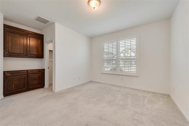 Building Photo - 6915 Barnes Dr