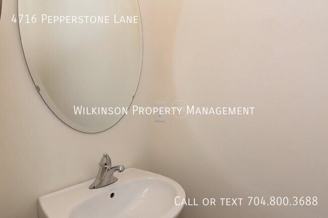 Building Photo - 4716 Pepperstone Ln