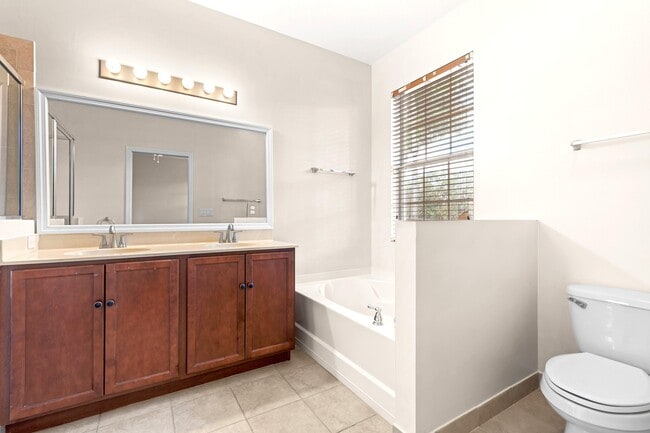 Building Photo - 6809 Osage Cir