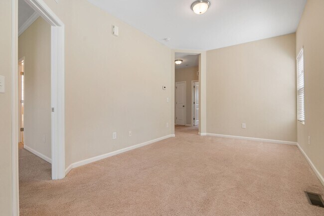 Building Photo - Charming 3BR Home with Loft, Fenced Yard & Community Pool