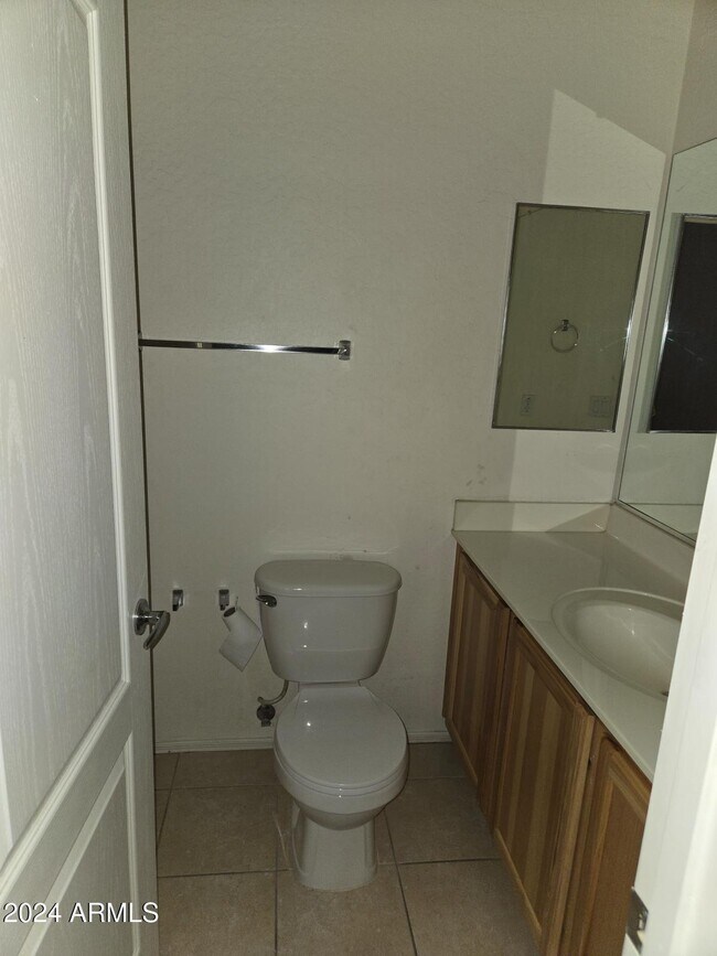 Building Photo - 17365 N Cave Creek Rd