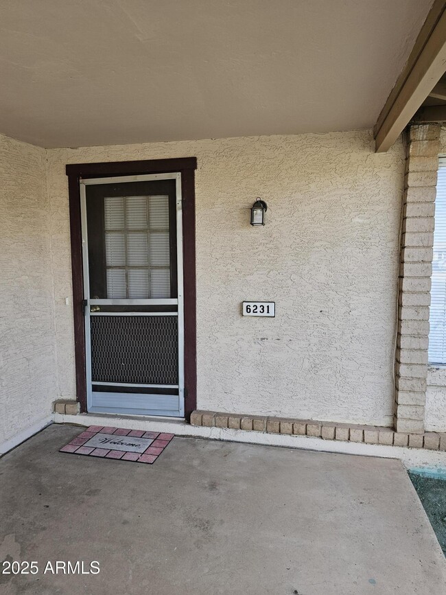 Building Photo - 6231 W Zoe Ella Way